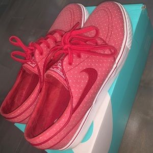 Men’s Nike SB Zoom Air shoes - size 10.5